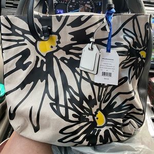 Kohl’s must reed tote